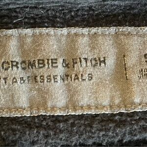 Abercrombie & Fitch Dark Charcoal Knit Sweater